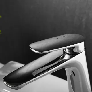 Смеситель для раковины Shevanik S8501 хром