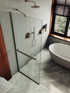 Душевая перегородка MaybahGlass MGD-726-2у 79см бронза