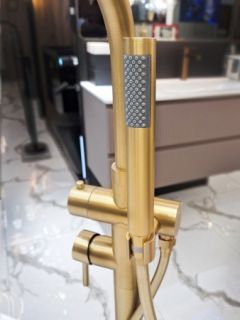 Смеситель для ванны AltroBagno Metropoli 020203 OrSp матовое золото